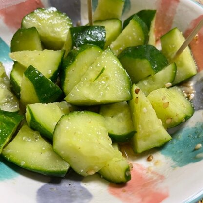 簡単ですぐできて、でもとっても美味しかったです！病みつききゅうりです！絶対また作ります、ありがとうございました！